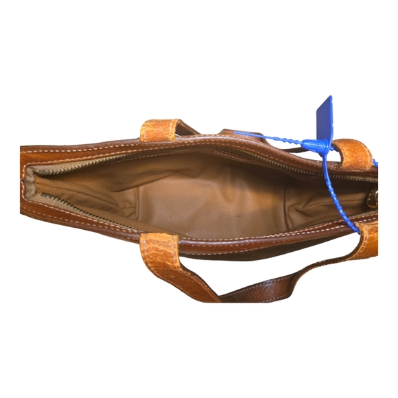 Celine Macdam Tote some wear on handles - Picture 11 of 12